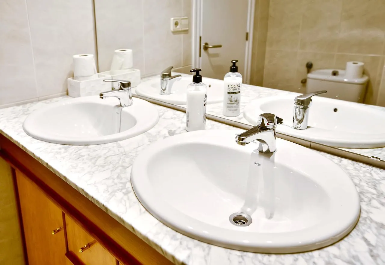 Sequia Deluxe Apartment 지로나 0*,  스페인