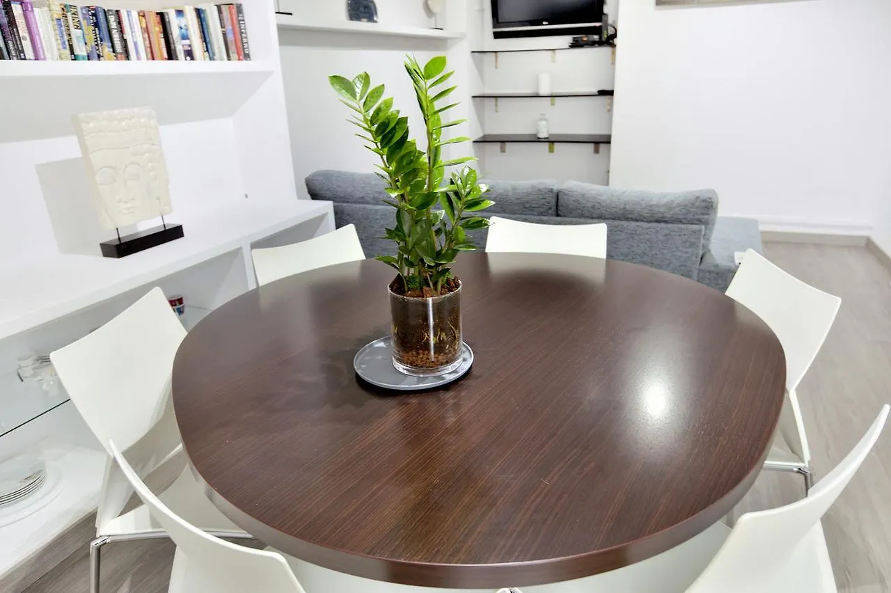 خيرونا Sequia Deluxe Apartment 0*,  إسبانيا
